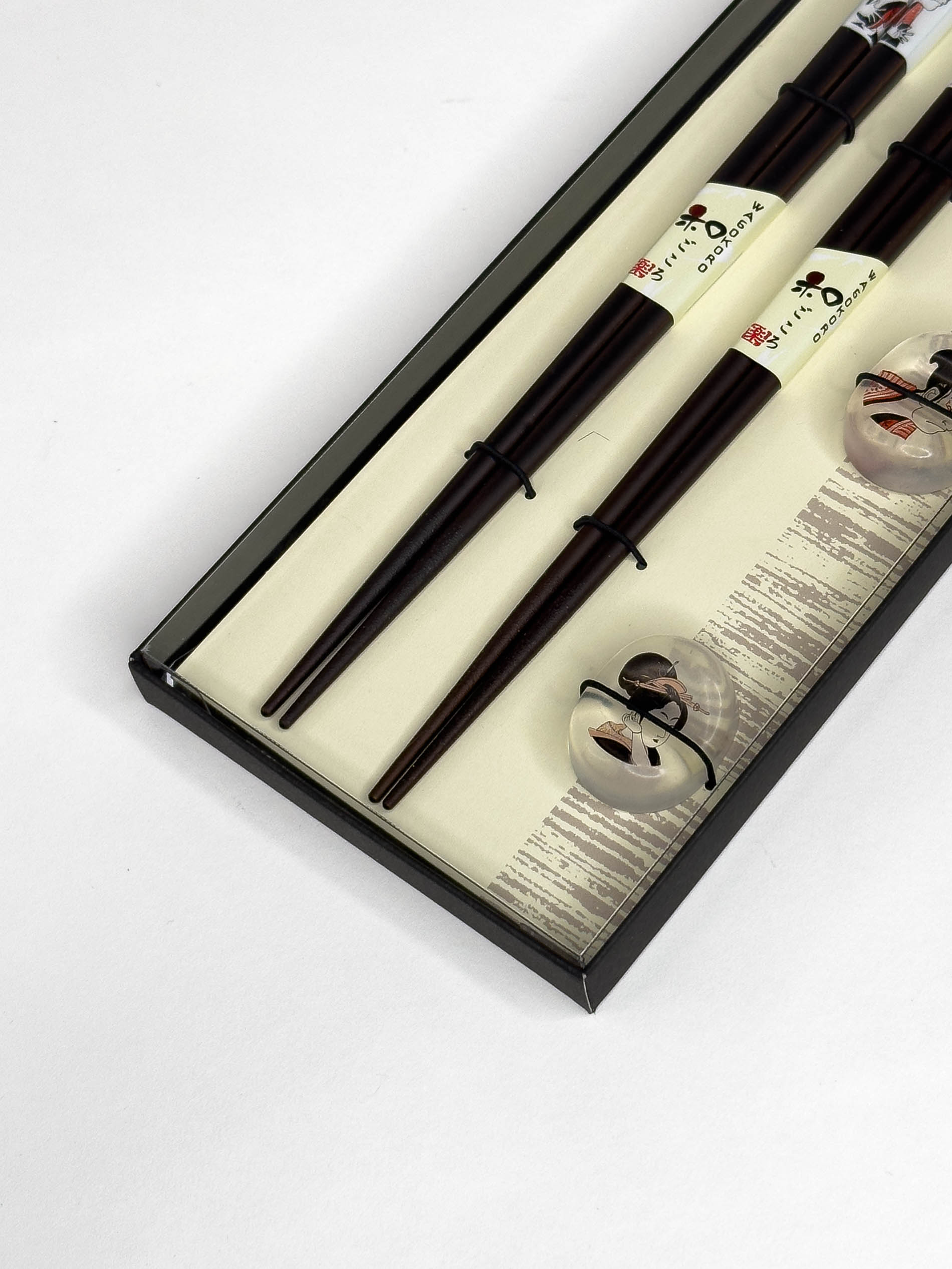 Zestaw dwóch par pałeczek z podstawkami ukiyo-e aktor kabuki i Tatsumi Roko