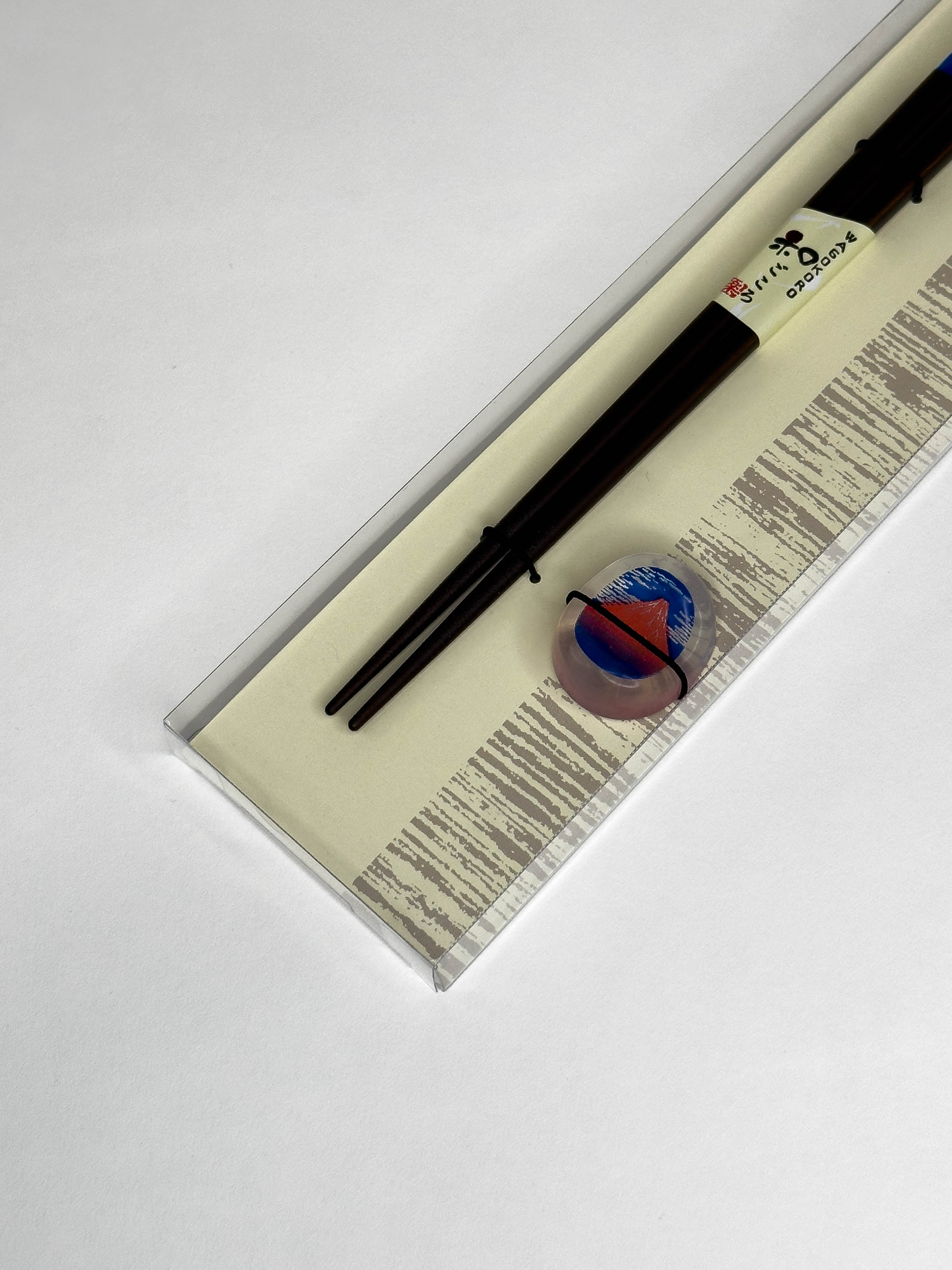 Zestaw pałeczek z podstawką ukiyo-e czerwona góra Fuji