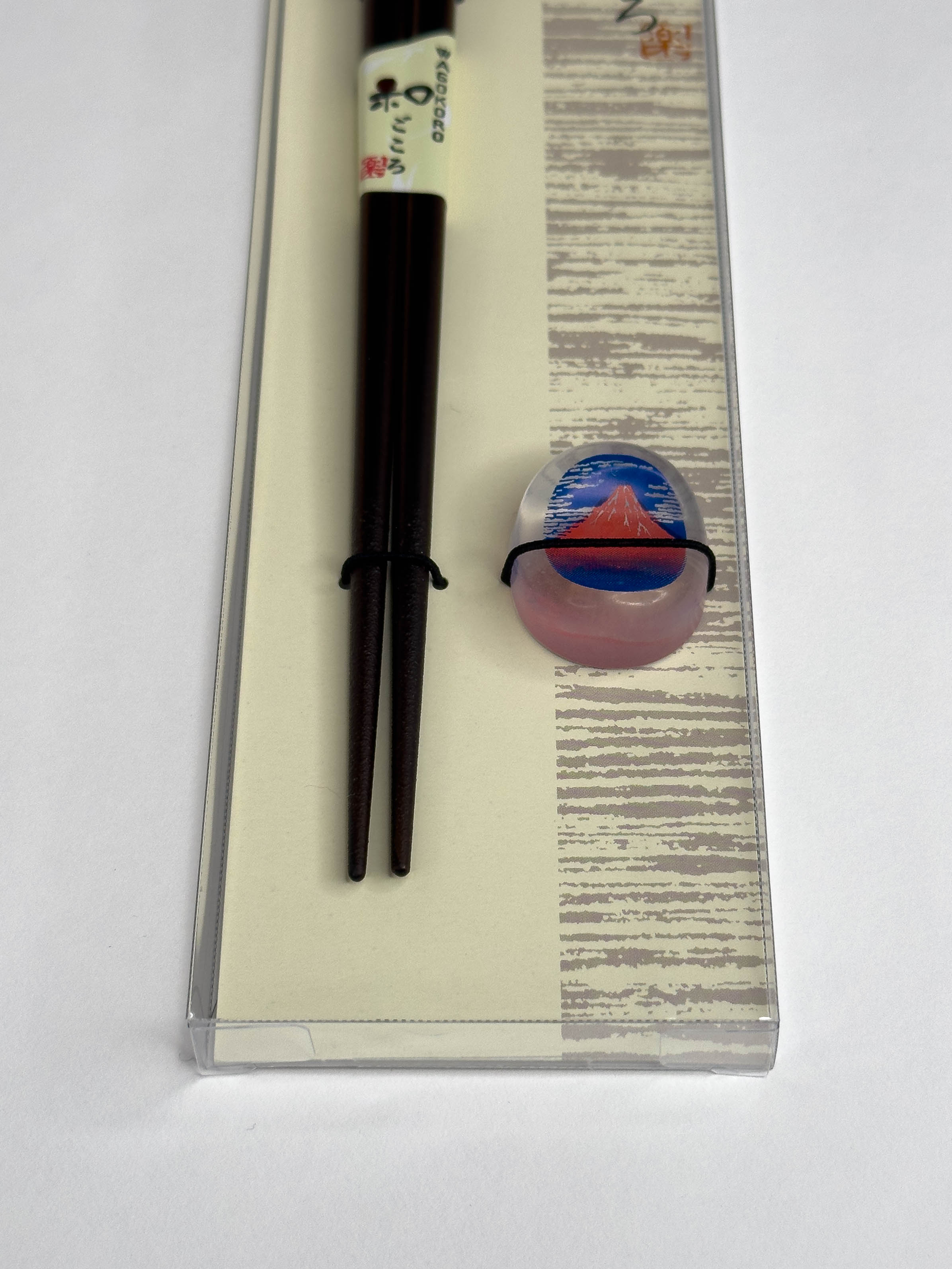 Zestaw pałeczek z podstawką ukiyo-e czerwona góra Fuji