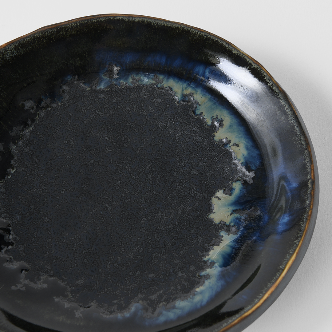 Mały ceramiczny talerzyk Matt & Shiny Black 13.5 cm