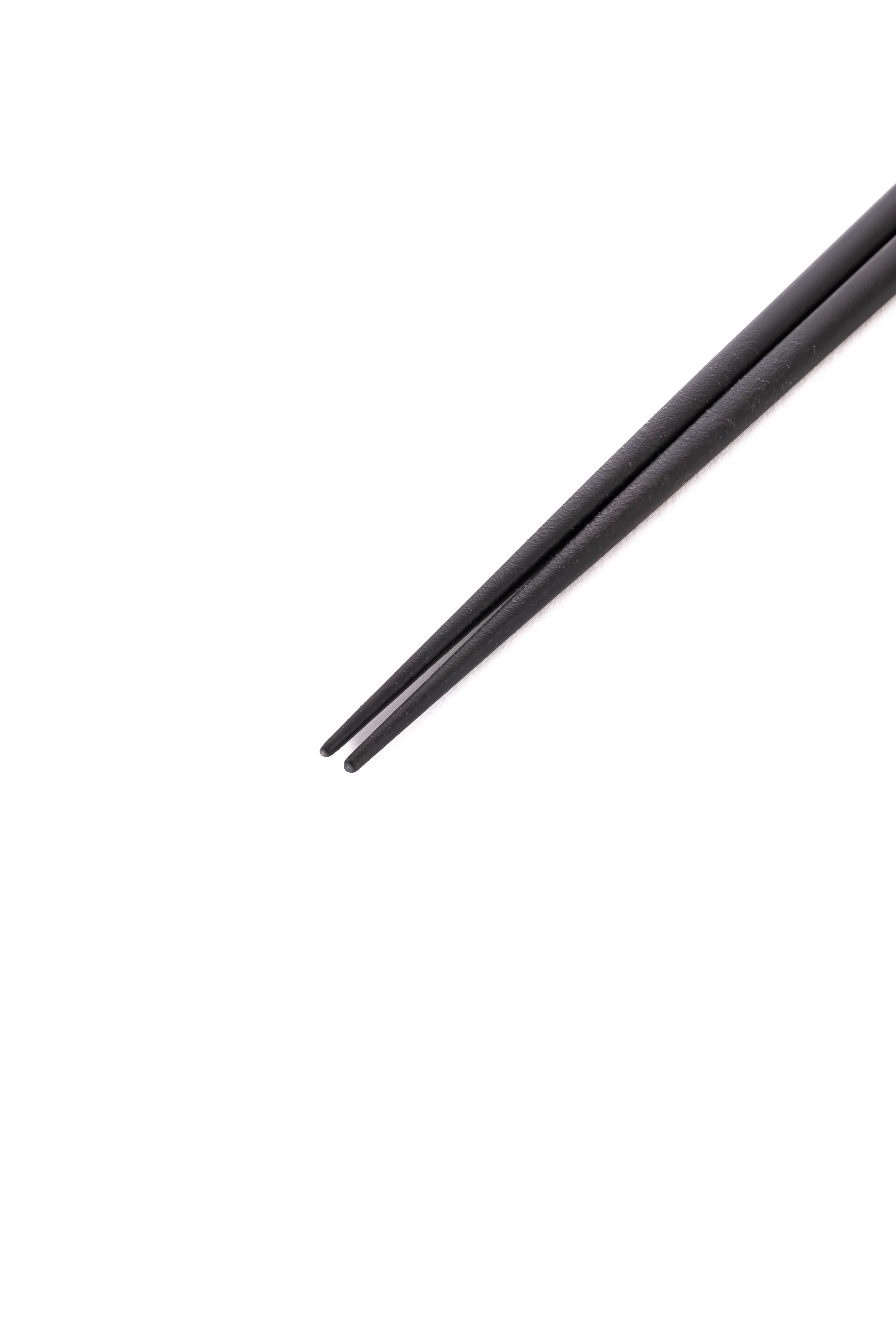 Drewniane pałeczki z motywem smoka 24 cm