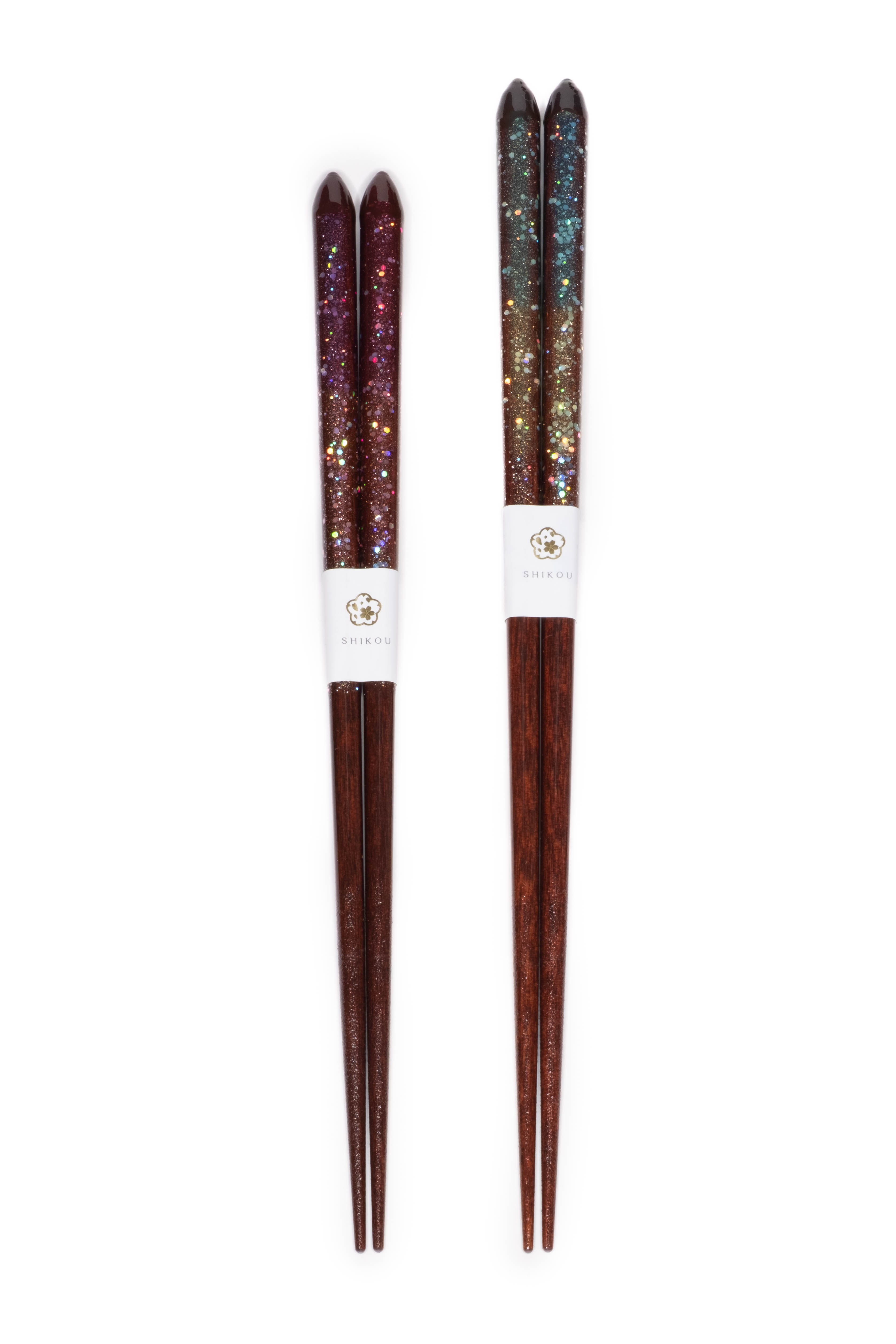 Mieniące się pałeczki w odcieniach niebieskiego i zielonego 23 cm