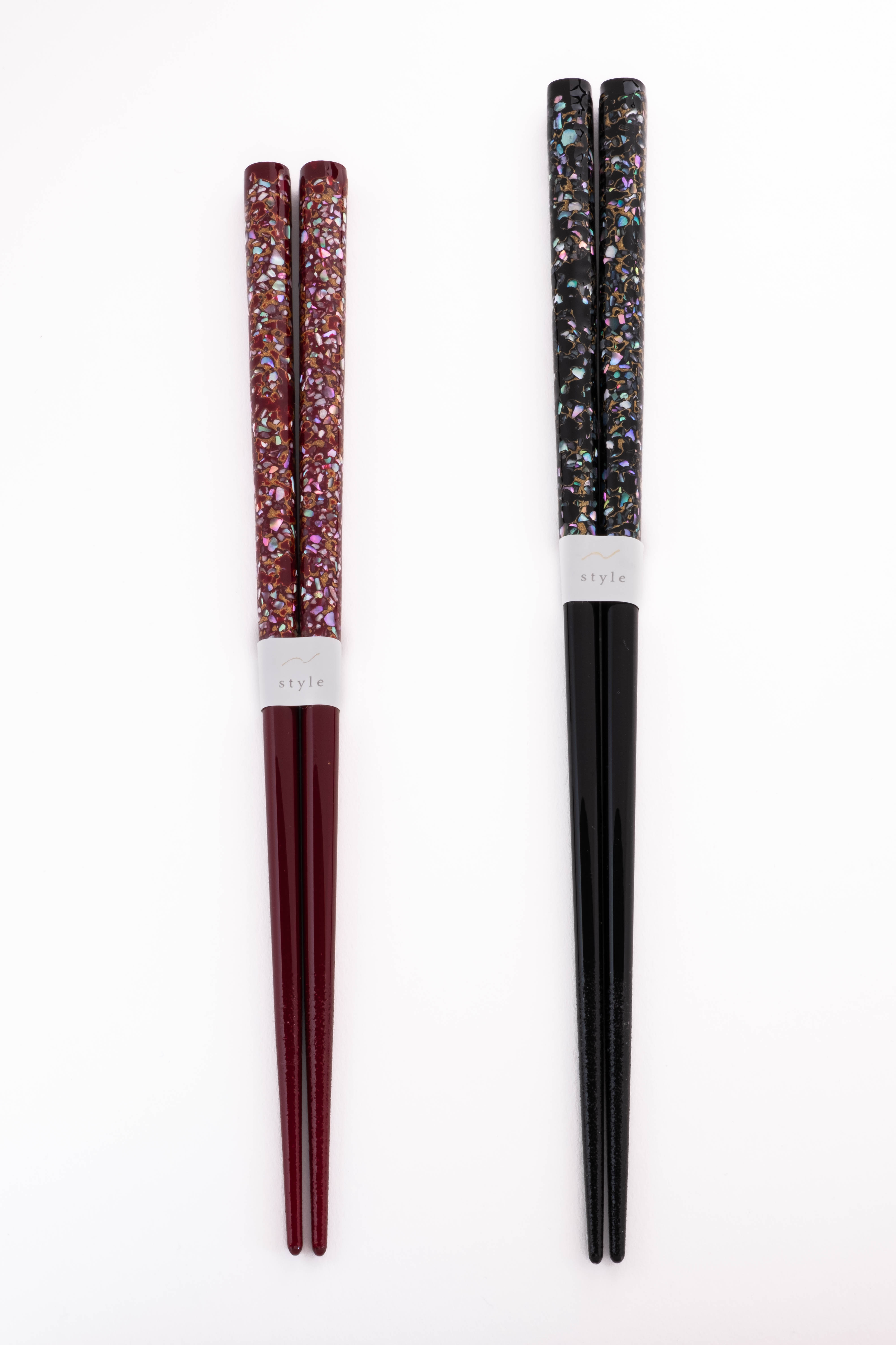 Czerwone pałeczki ozdobione mozaiką 21 cm